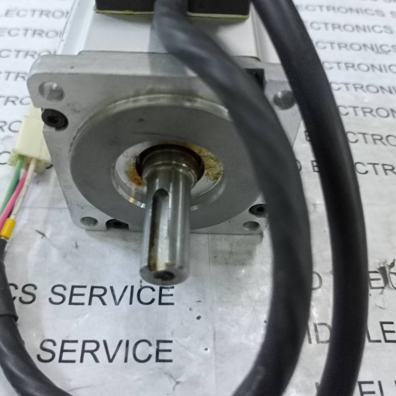 จำหน่าย ซ่อม SERVO MOTOR OMRON R88M-G20030H-S2