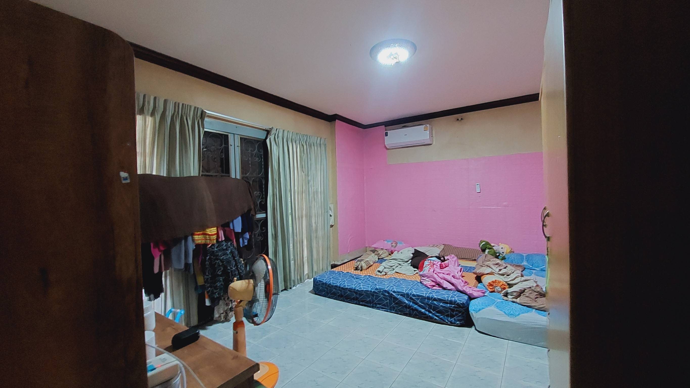 ขายบ้านเดี่ยว หนองจอก 300 ตารางวา *เพียง 9.8 ล้านบาท* (N.1676)