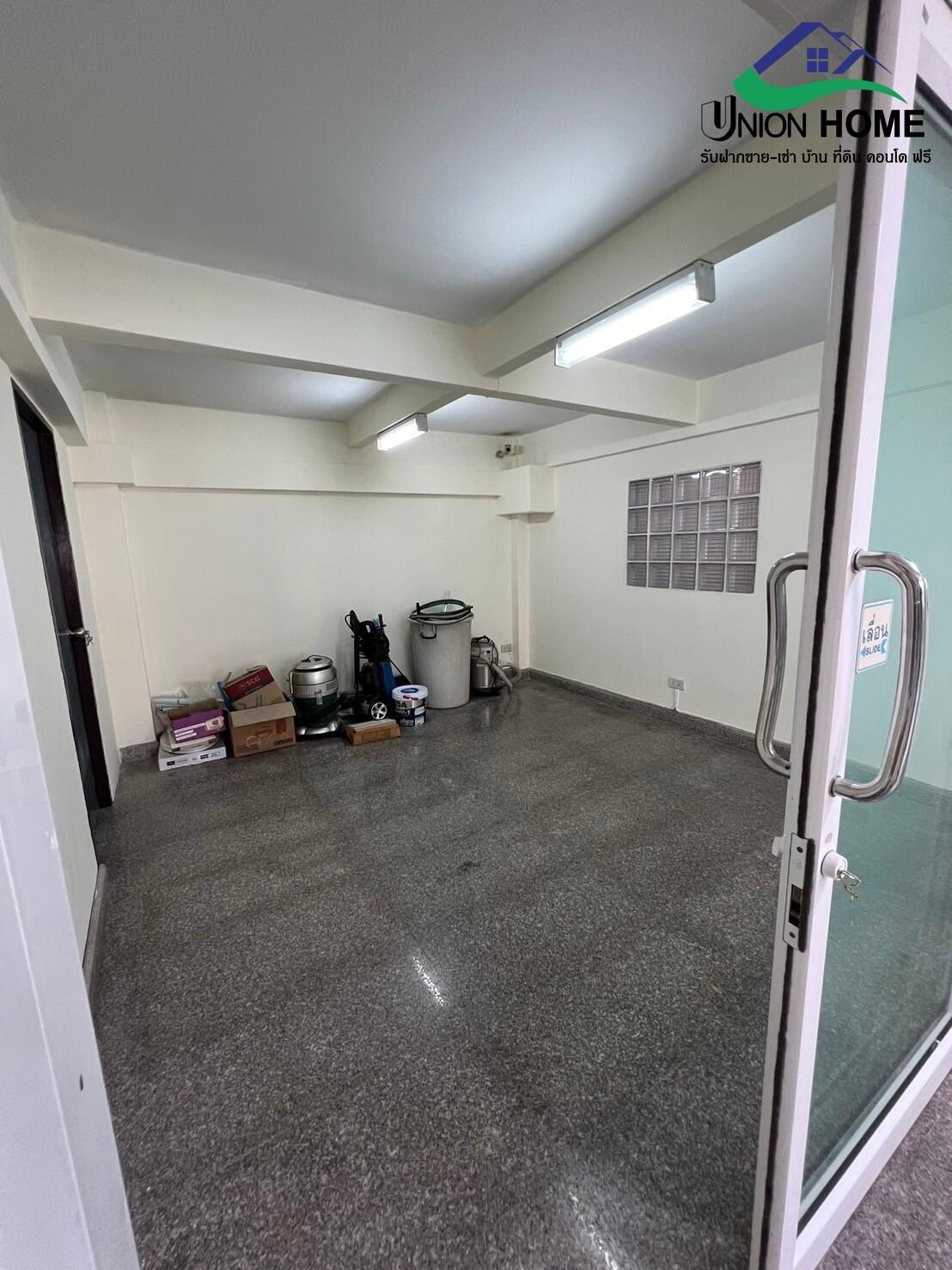 ขายอาคารพาณิชย์ 2 คูหา 3.5ชั้น-ดาดฟ้า หมู่บ้านเสรี ซอยอ่อนนุช70/1 (N.1389)