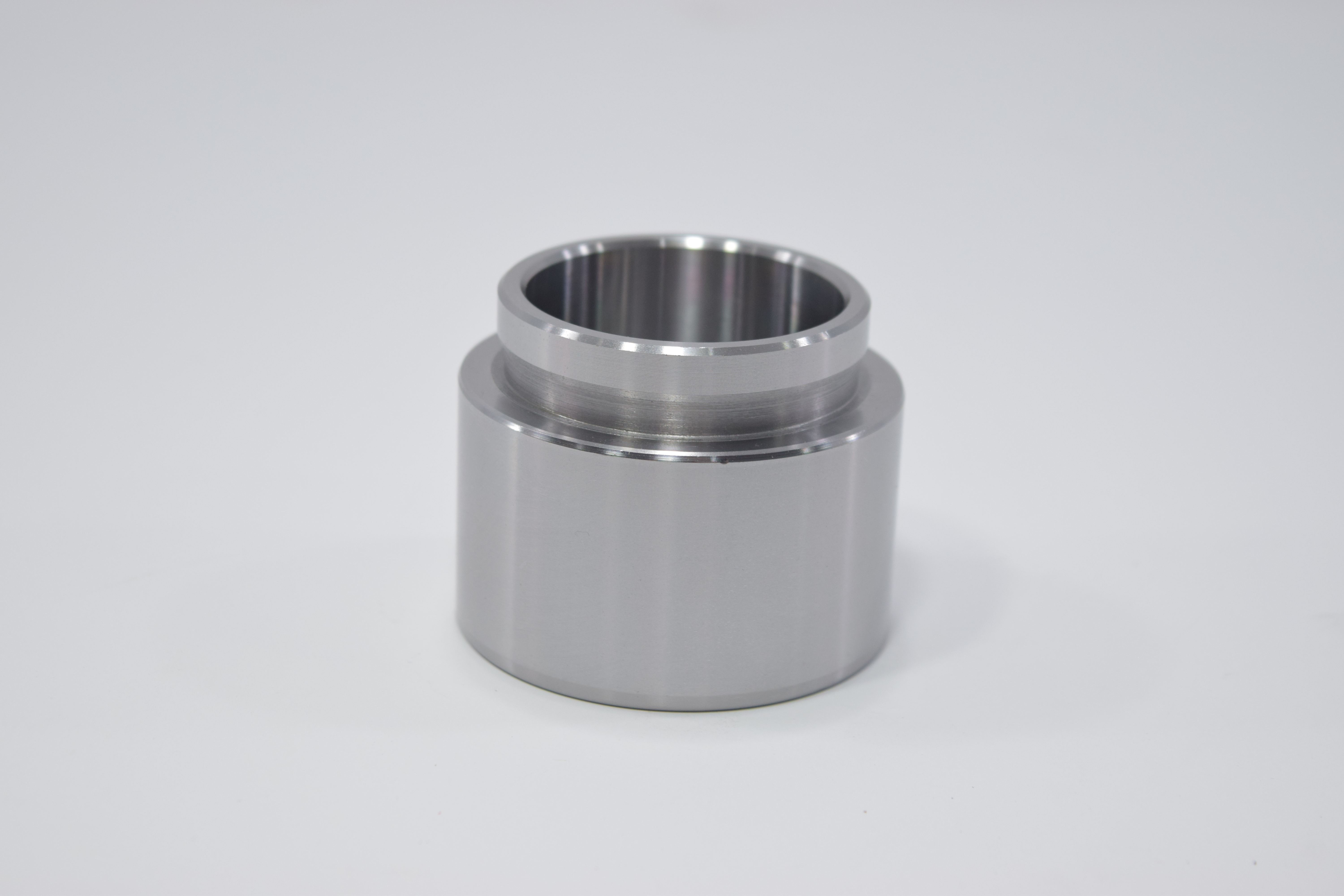 (ประกัน 6 เดือน) ลูกสูบดิสเบรค MITSUBISHI E33 , E54 , K64 , STRADA 2 WD มิตซุบิชิ / 3PD-7261 / MB 699692 / ขนาด วงนอก 60.20 / สูง 48.40 (จำนวน 1 ชิ้น) (CALIPER PISTON)