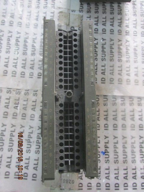 PLC " SIEMENS " MODEL : 6ES7 322-1BL00-0AA0
