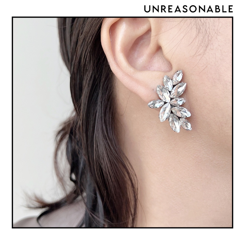 ต่างหู Crystal ต่างหูคลิป ต่างหูก้านเงินแท้ น้ำหนักเบา สวยใส่สบาย UA0785-01 Unreasonable Accessories