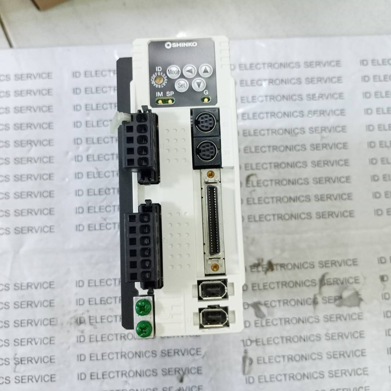 SERVO DRIVE " PANASONIC " MODEL : MCDDT3520LS1