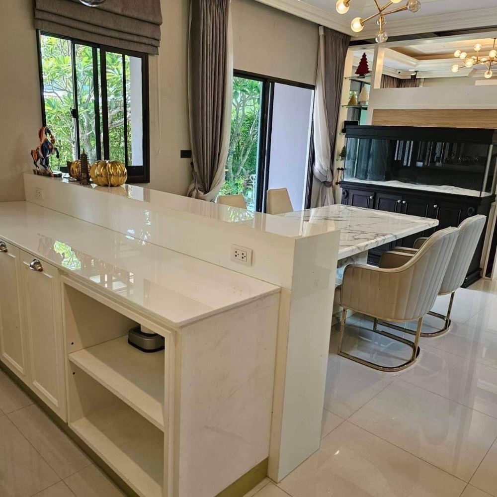 ให้เช่าบ้านเดี่ยว สไตล์โมเดิร์น หมู่บ้านเดอะแพลนท์ เอ็กซ์คลูซีค พัฒนาการ (N.1349)