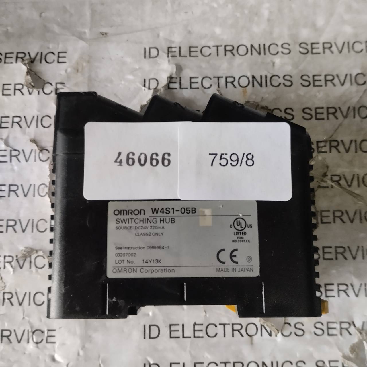 PLC " OMRON " MODEL : W4S1-05B