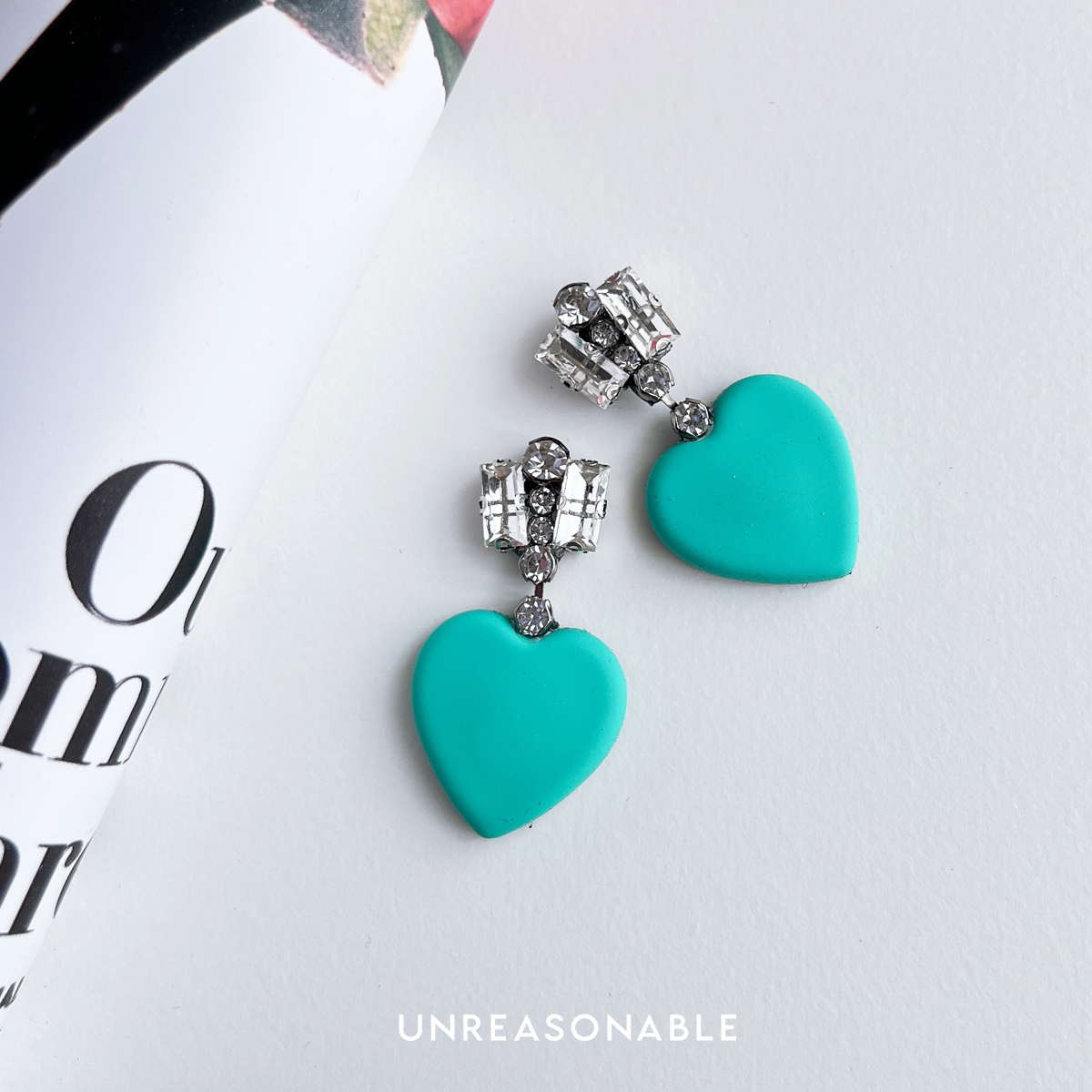 ต่างหูหัวใจ Drop Earrings สีฟ้า ต่างหูคลิป ต่างหูก้านเงินแท้ UA0942-03 Unreasonable Accessories