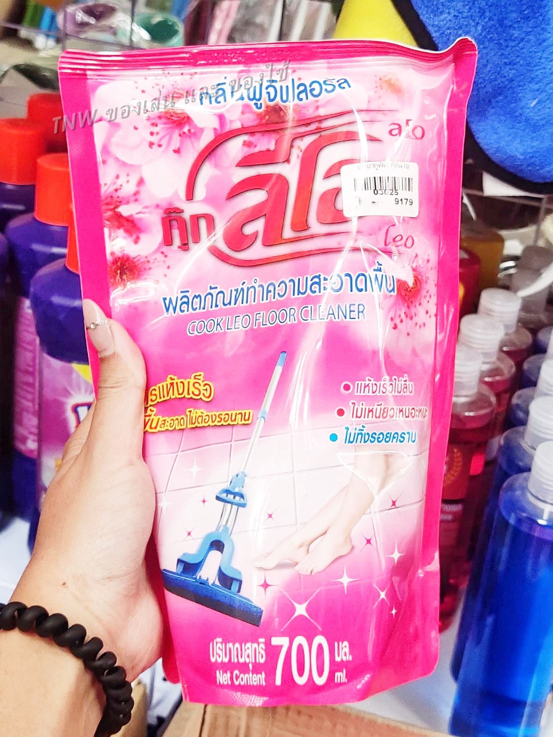 🌺 น้ำยาถูพื้นกุ๊กลีโอ น้ำยาถูพื้น น้ำยาทำความสะอาดพื้น ปริมาณ 700 ml กลิ่นฟูจิฟลอรัล หอมยาวนาน 🌺