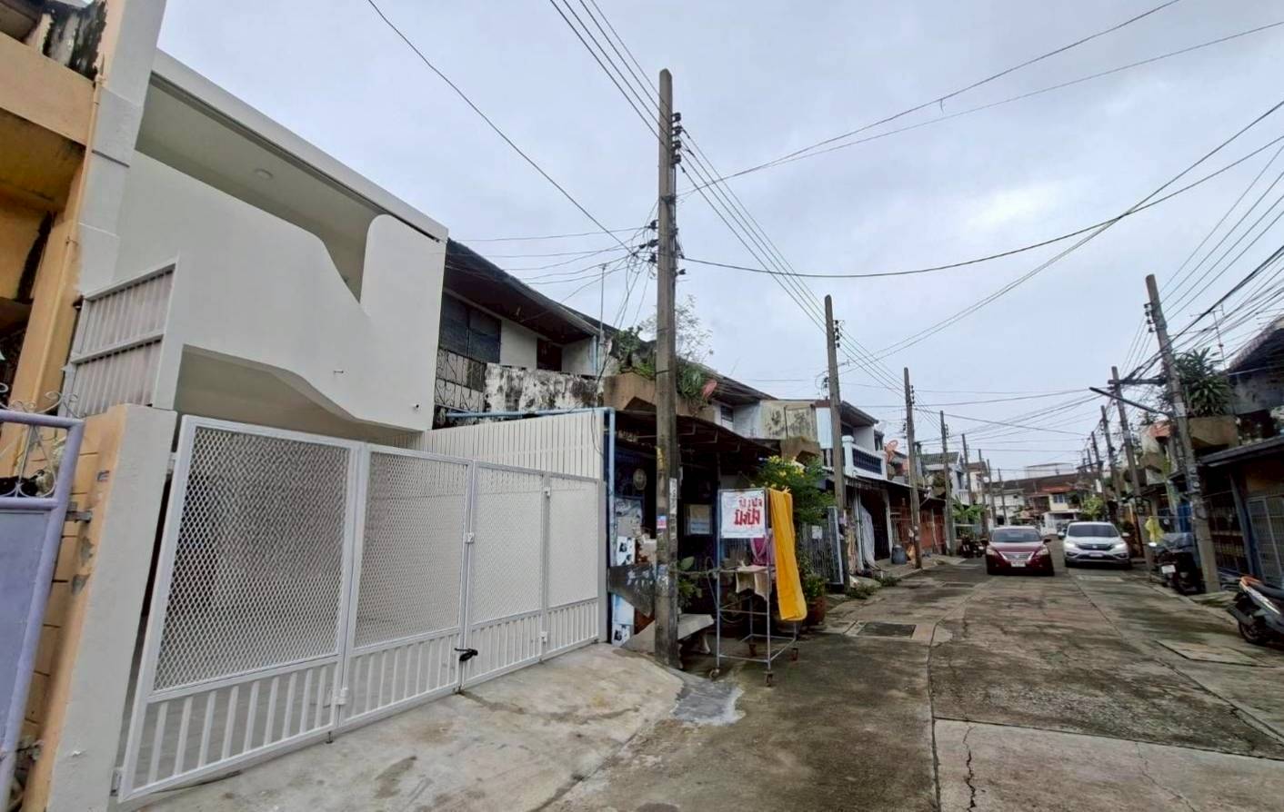 ขายทาวน์เฮ้าส์ 2 ชั้น ซอยอุดมสุข 47 รีโนเวทใหม่ทั้งหลังพร้อมอยู่ (N.1925)