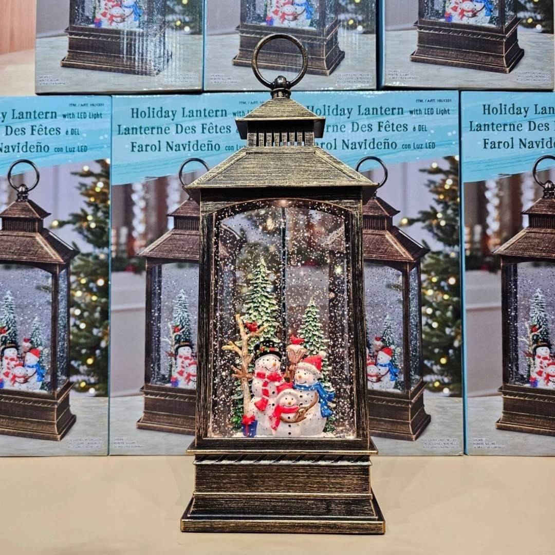 Holiday Lantern With LED Light ตะเกียงไฟคริสต์มาส Premium นำเข้าจากญี่ปุ่น! สูง 40 cm.