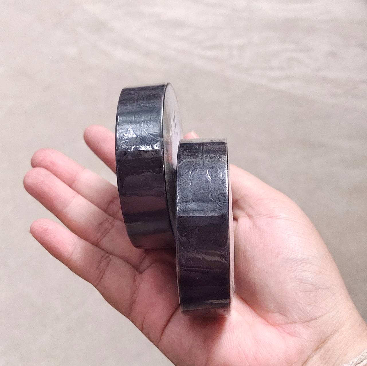 เทปพันสายไฟ (รุ่นธรรมดา) สีดำ กาวเหนียวเเน่น คุณภาพดี