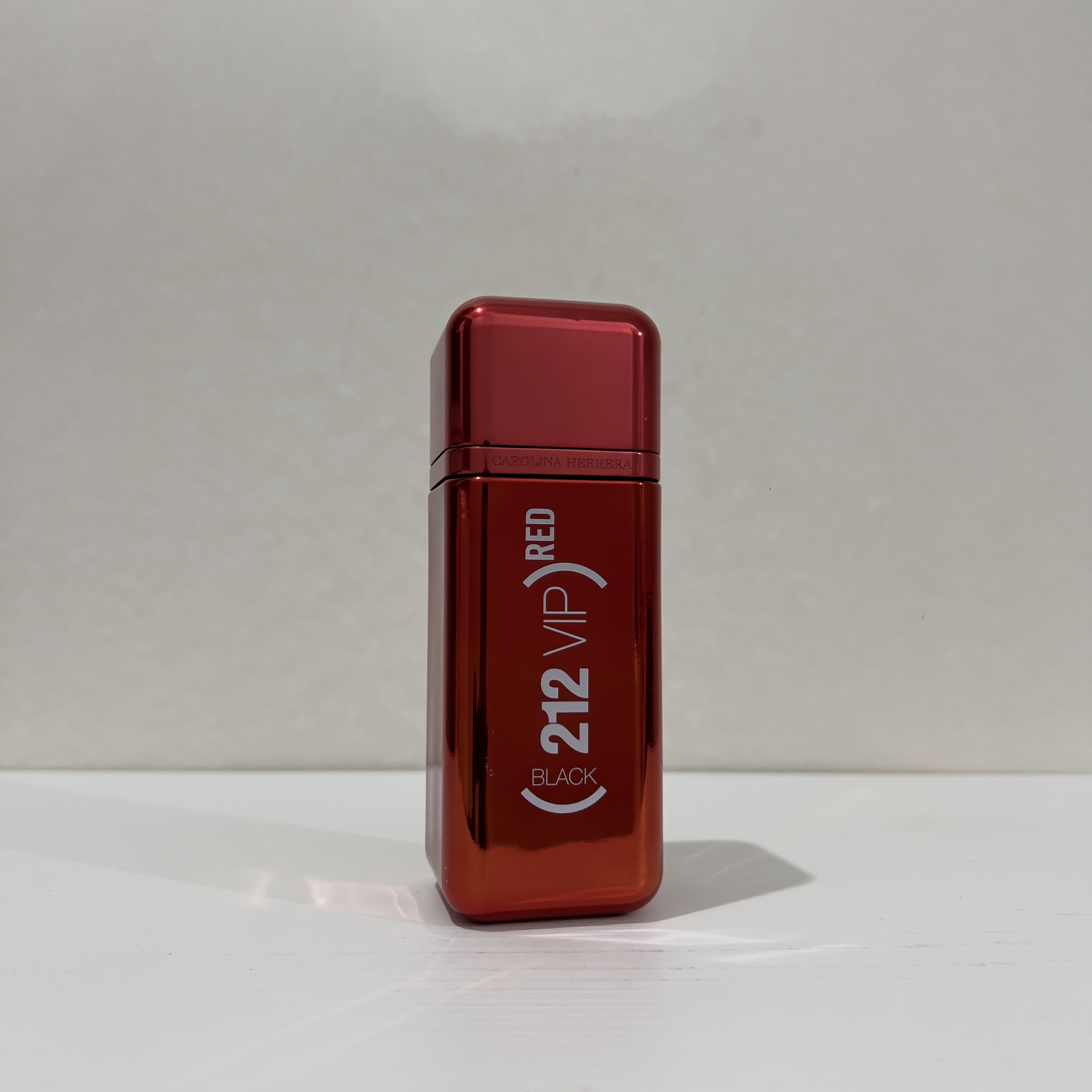 น้ำหอม Carolina Herrera 212 VIP Black (Red) Limited Edition EDP For MEN 100ml