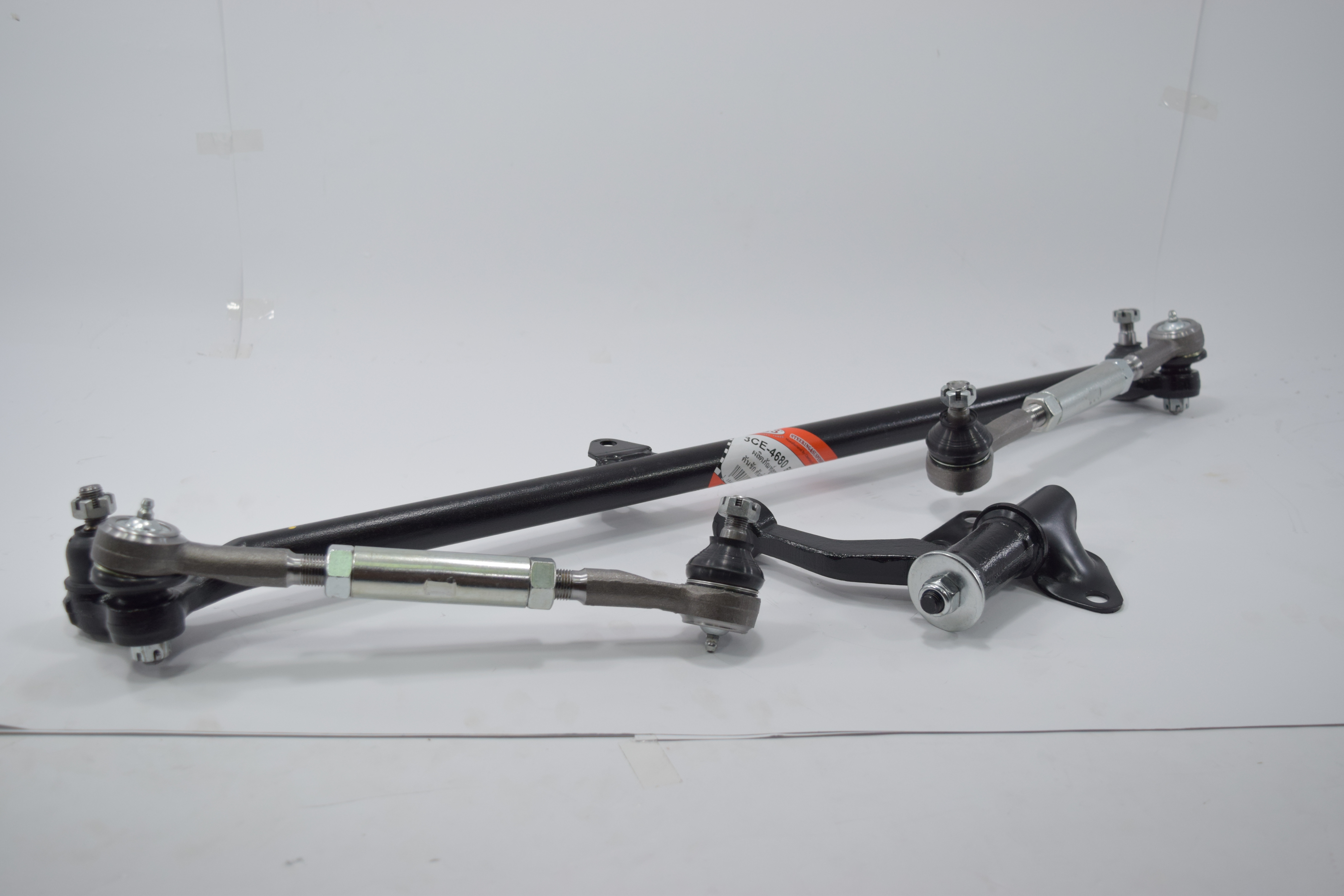 คันส่งกลางยกชุด NISSAN BIG.M 4WD / นิสสัน / 3CE-4680 / พวงมาลัยขวา (CENTER LINK, ROD END) / ยี่ห้อ 333 (ยกชุด)