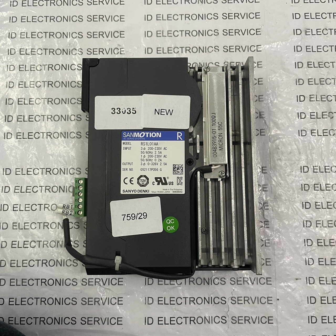 SERVO DRIVE " SANYO DENKI " MODEL : RS1L01AA