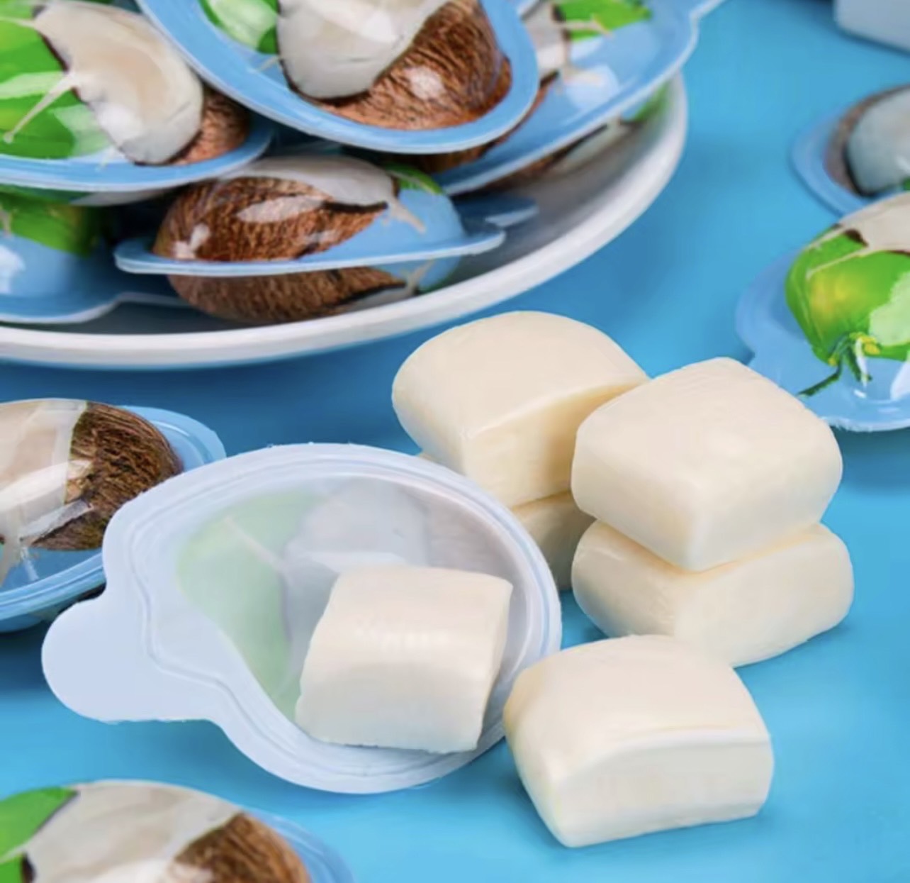 ลูกอมซูกัส รสมะพร้าว ขนาด300g. รูปมะพร้าว หอมหวาน เนื้อนุ่มหนึบ