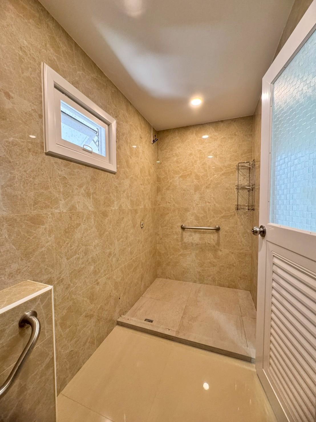 ขายบ้านเดี่ยว หมู่บ้าน บ้านฟ้าลากูน คลอง 2 ต่อเติมเต็มพื้นที่ (N.1909)