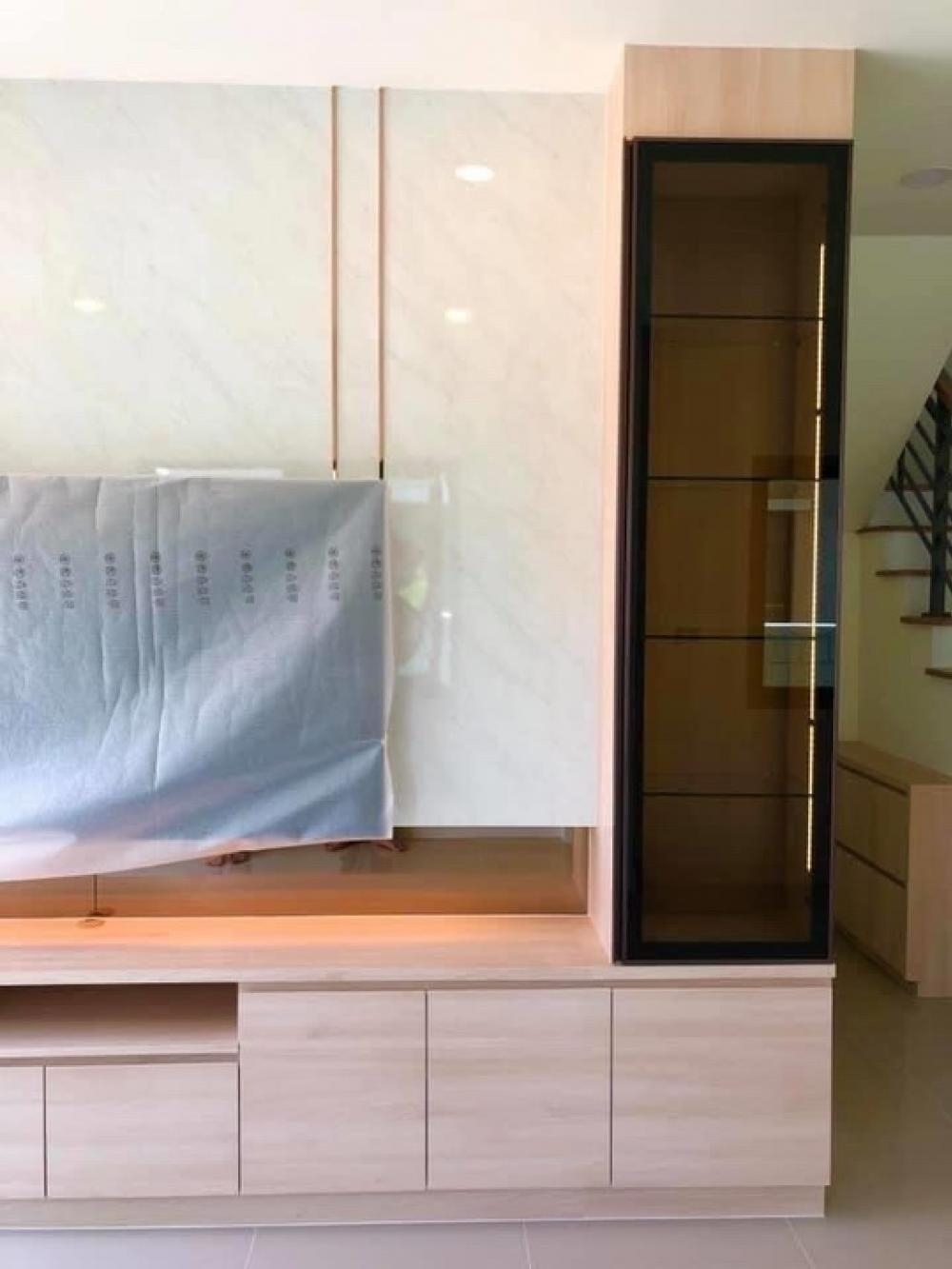 ขายด่วนบ้านแฝดที่ได้อารมณ์ แบบบ้านเดี่ยว มบ. Centro อ่อนนุช-สุวรรณภูมิ (N.1192)