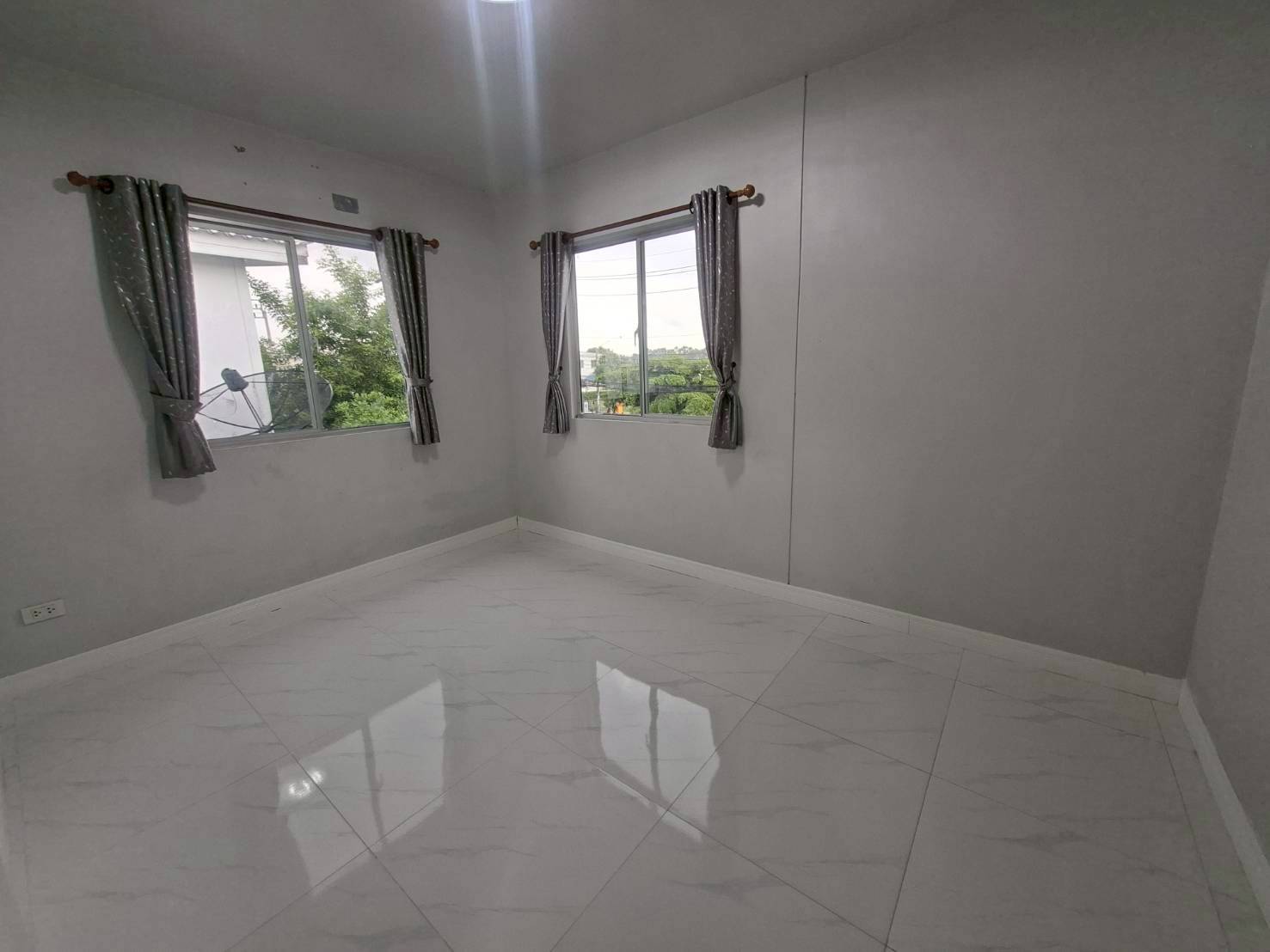 ให้เช่าทาวน์เฮ้าส์ 2 ชั้น The connect 12a กิ่งแก้ว 37 พร้อมอยู่ (N.1916)