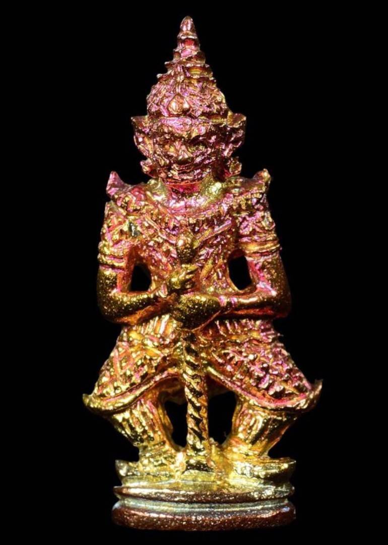 ท้าวเวสสุวรรณ เศรษฐีหนุนดวง ชุดเนื้อชนวนกรรมการพิมพ์ 2หน้า (หลวงพ่อหนุน สุวิชโย) วัดพุทธโมกพลาราม จ.สกลนคร ปี 2560 (ศิษย์เอกหลวงพ่อฤาษีลิงดำ วัดท่าซุง สายอีสาน ผู้ค้นพบวิชา พุทโธระเบิด อันลือลั่น)