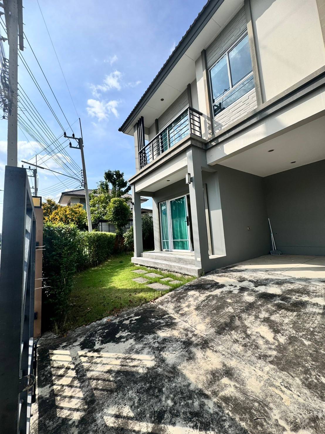 ขาย เช่า บ้านเดี่ยวหมู่บ้านเดอะแพลนท์รังสิต-คลอง3 หลังมุม เช่า 20,000 บาท อ.คลองหลวง ปทุมธานี ( N.1460 )