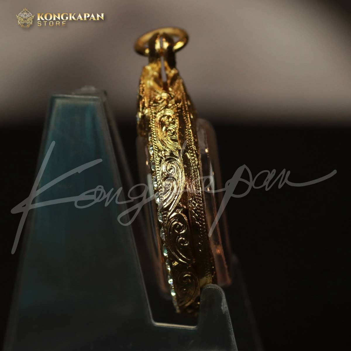 หลวงปู่ไข่ เหรียญกลม ชุดกรรมการจัดสร้าง ชุดสุดท้ายจากวัด รุ่น 2 เนื้อทองแดง ปี15 พร้อมกรอบล้อมเพชร