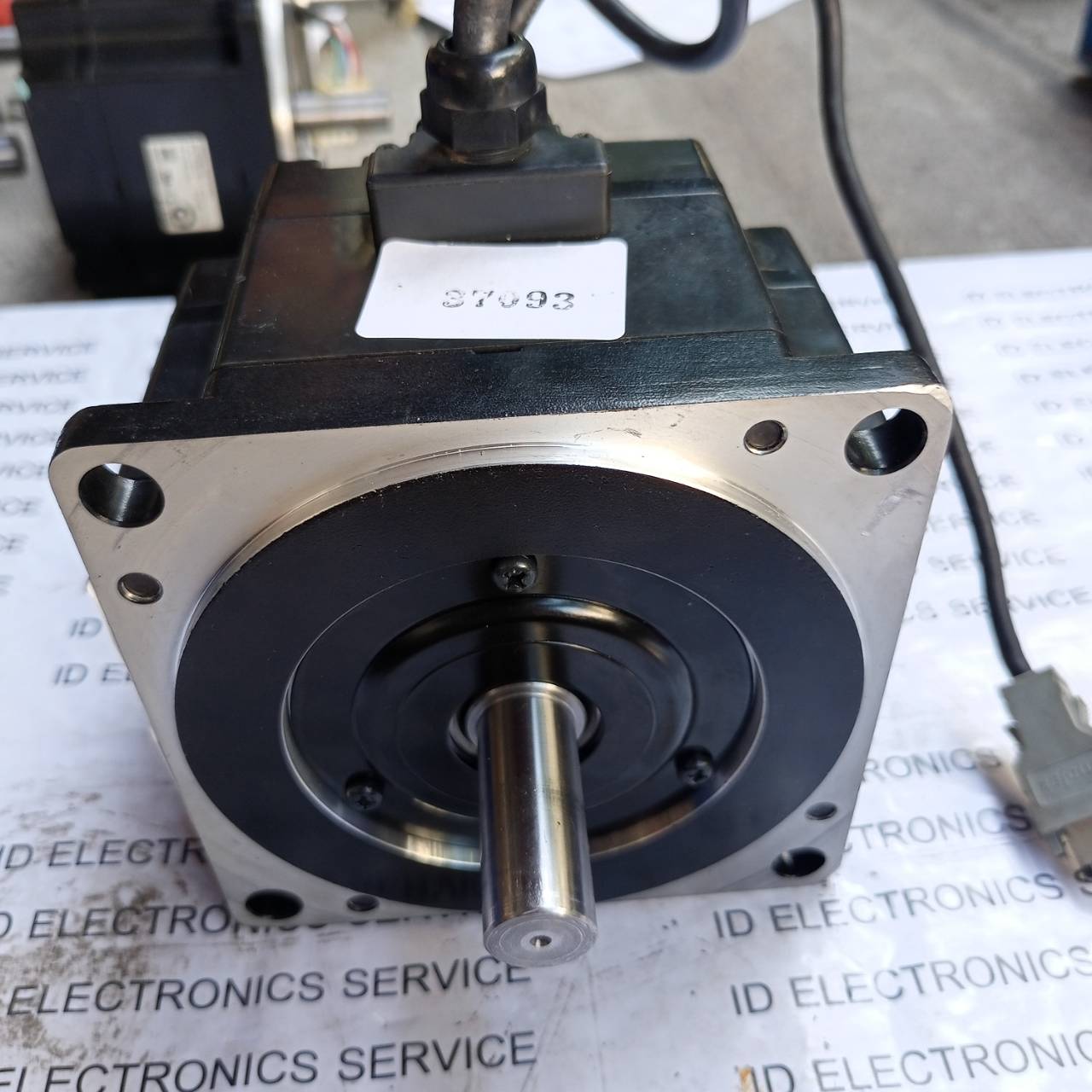 จำหน่าย ซ่อม SERVO MOTOR OMRON R88M-WP75030T