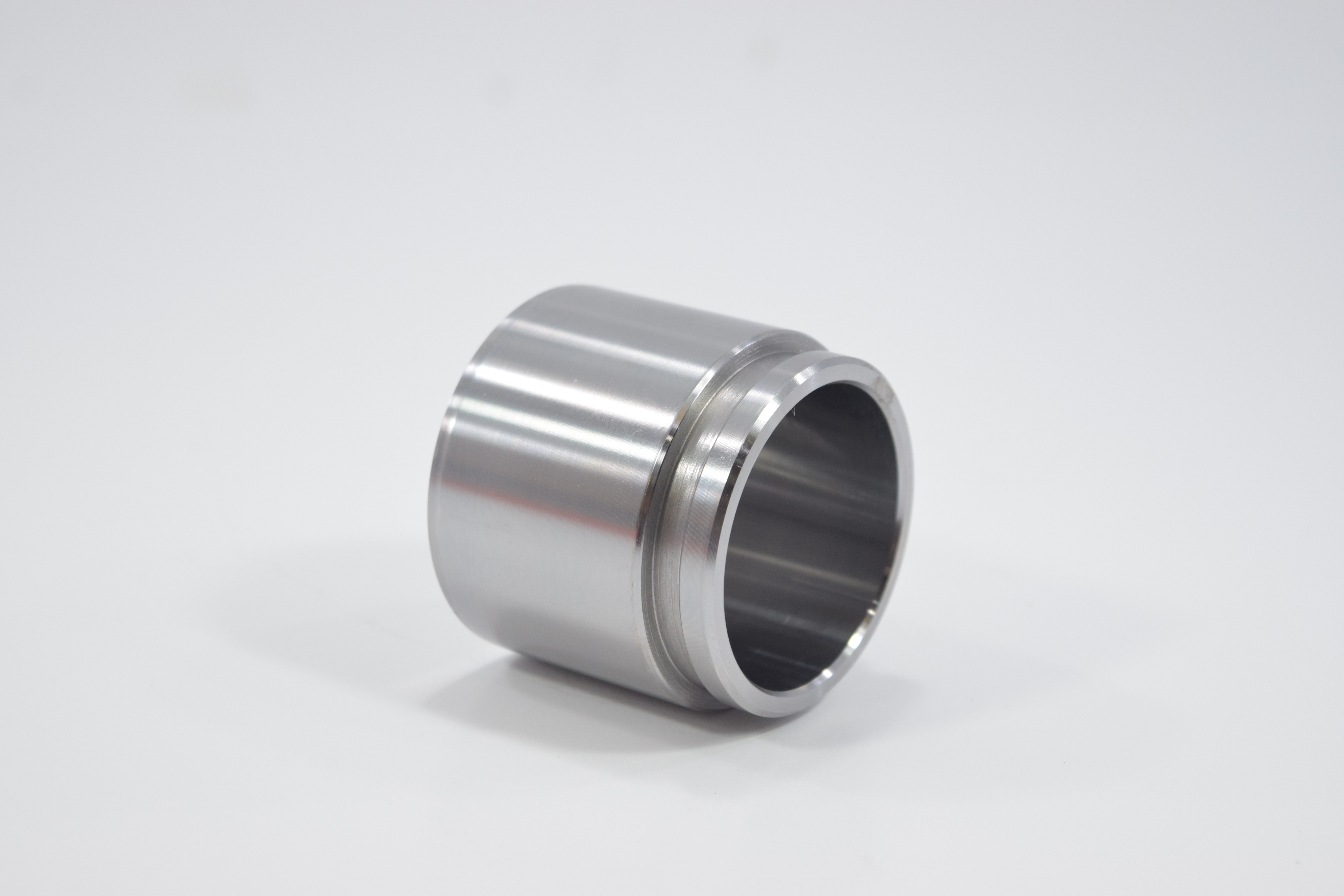 (ประกัน 6 เดือน) ลูกสูบดิสเบรค TOYOTA AVANZA F601,F602 FR ตัวหน้า โตโยต้า อแวนซ่า / 3PD-3871 / 47731 - BZ010 / ขนาด วงนอก 53.85 / สูง 47.10 (จำนวน 1 ชิ้น) (CALIPER PISTON)