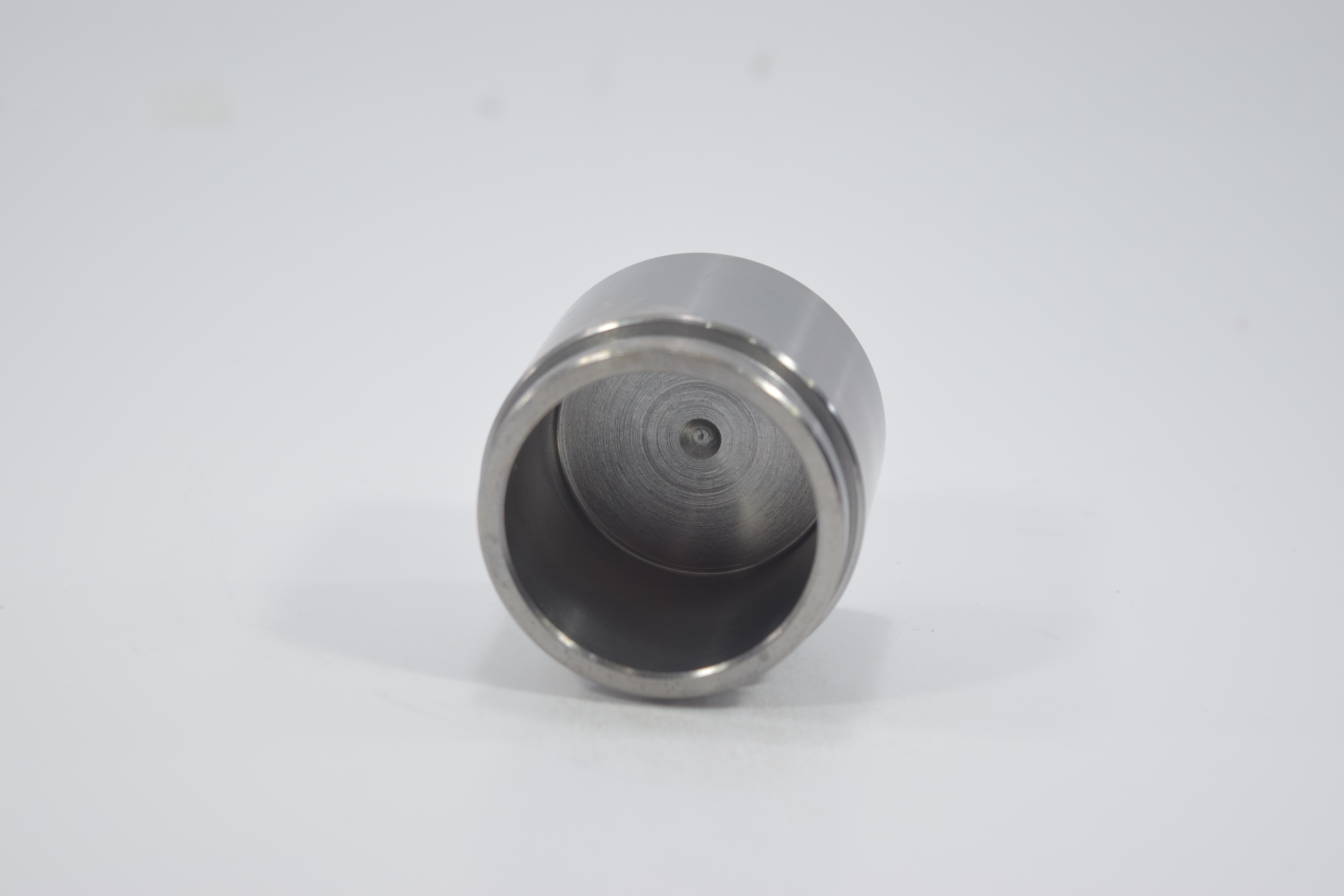 ลูกสูบดิสเบรค MAZDA / FORD B.2200 / MAGNUM มาสด้า / ฟอร์ด / 3PD-1520 / H260-33-651 / ขนาด วงนอก 54.00 / สูง 45.65 (จำนวน 1 ชิ้น) (CALIPER PISTON)