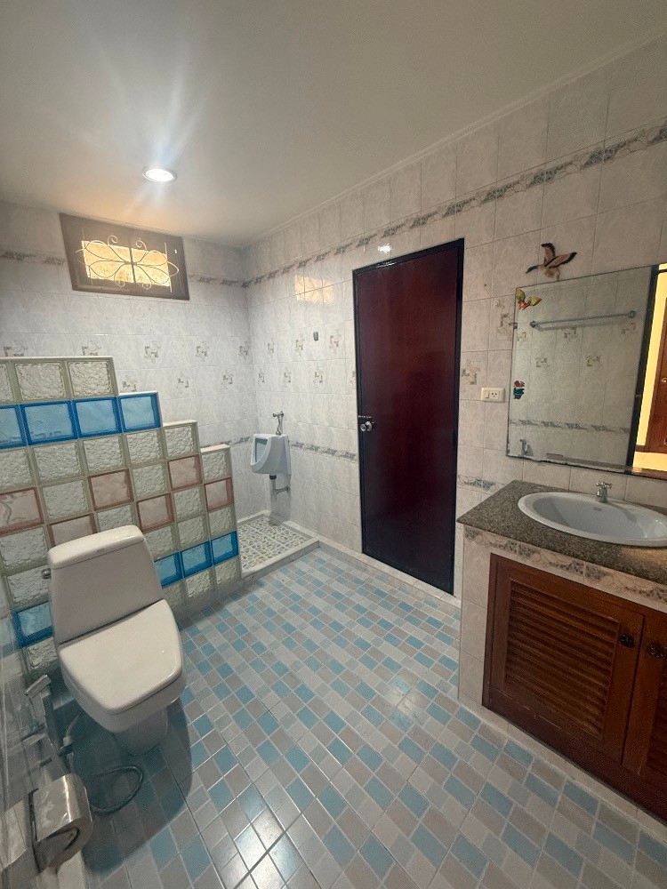 ให้เช่าบ้านเดี่ยว 120 ตารางวา ซอยแบริ่ง ซอยสุขุทวิท107 (N.1542)