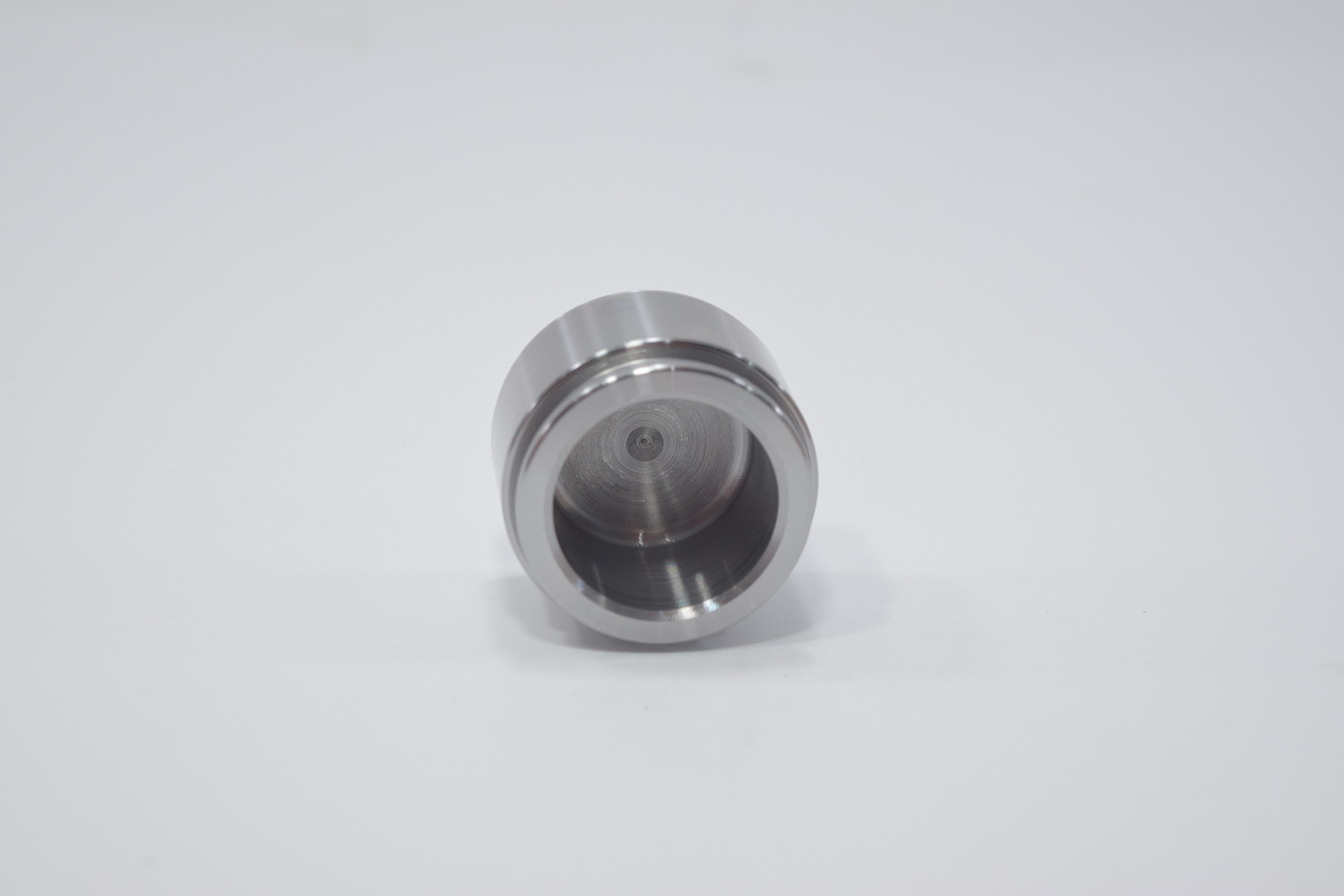 (ประกัน 6 เดือน) ลูกสูบดิสเบรค TOYOTA UZJ100 FR ,LEXUS ตัวหน้า โตโยต้า / 3PD-3811 / 47731 - 60030 / ขนาด วงนอก 45.30 / สูง 31.10 (จำนวน 1 ชิ้น) (CALIPER PISTON)