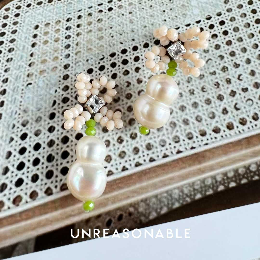 ต่างหู มุกแท้ สีเบจ ต่างหูคลิป ต่างหูก้านเงินแท้ UA0811-03 Unreasonable Accessories