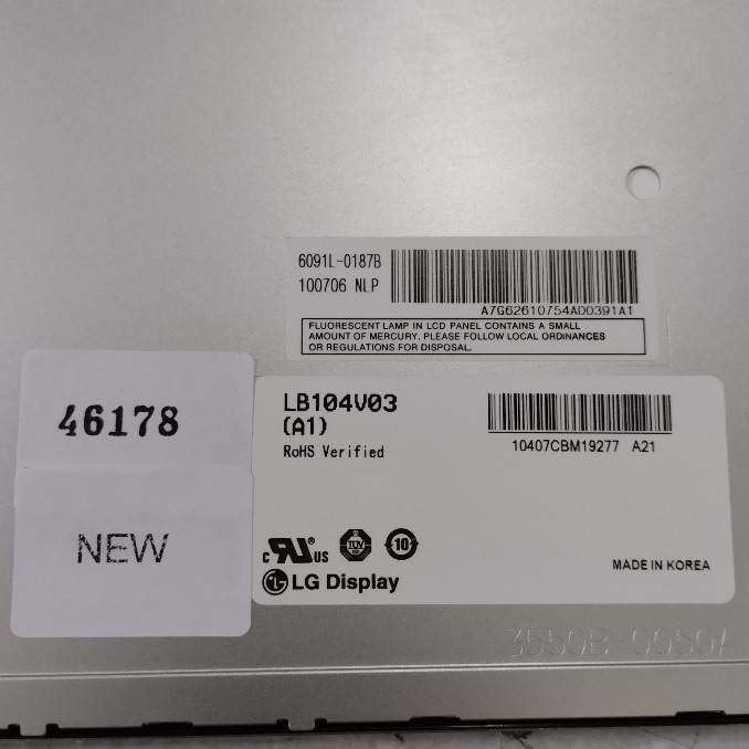 LCD PANEL " LG PHILIPS " MODEL : LB104V03(A1)
