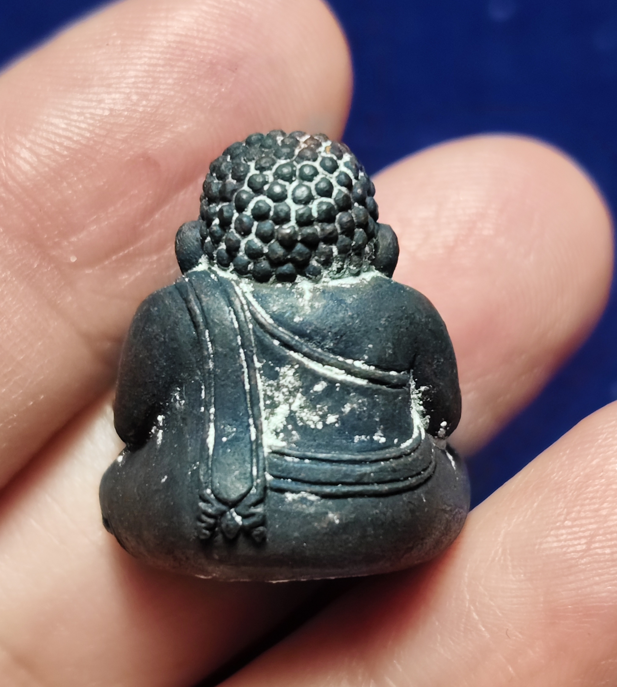 พระสังกัจจายน์ รุ่นแรก (เลขมงคล 652) หลวงปู่เกลี้ยง วัดโนนแกด จ.ศรีสะเกษ ปี2556 (เนื้อเหล็กน้ำพี้แก่ชนวนนวะ)