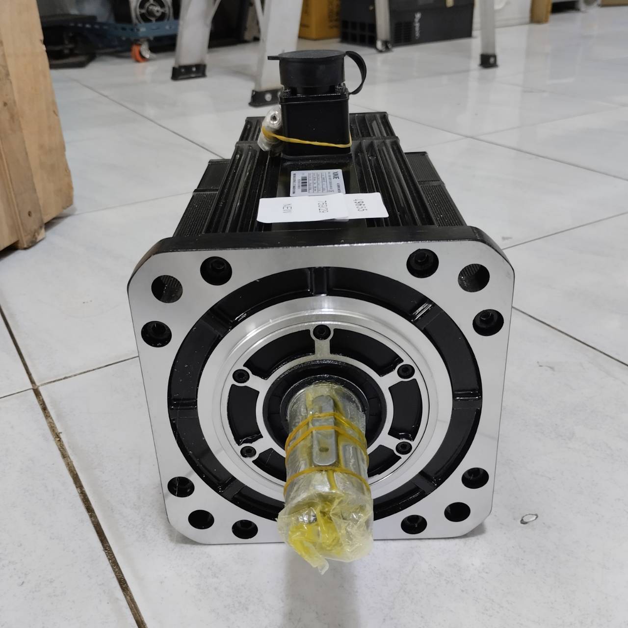 SERVO MOTOR " XINJE " MODEL : MS5G-180STE-TL28015BZ-44P4-S01