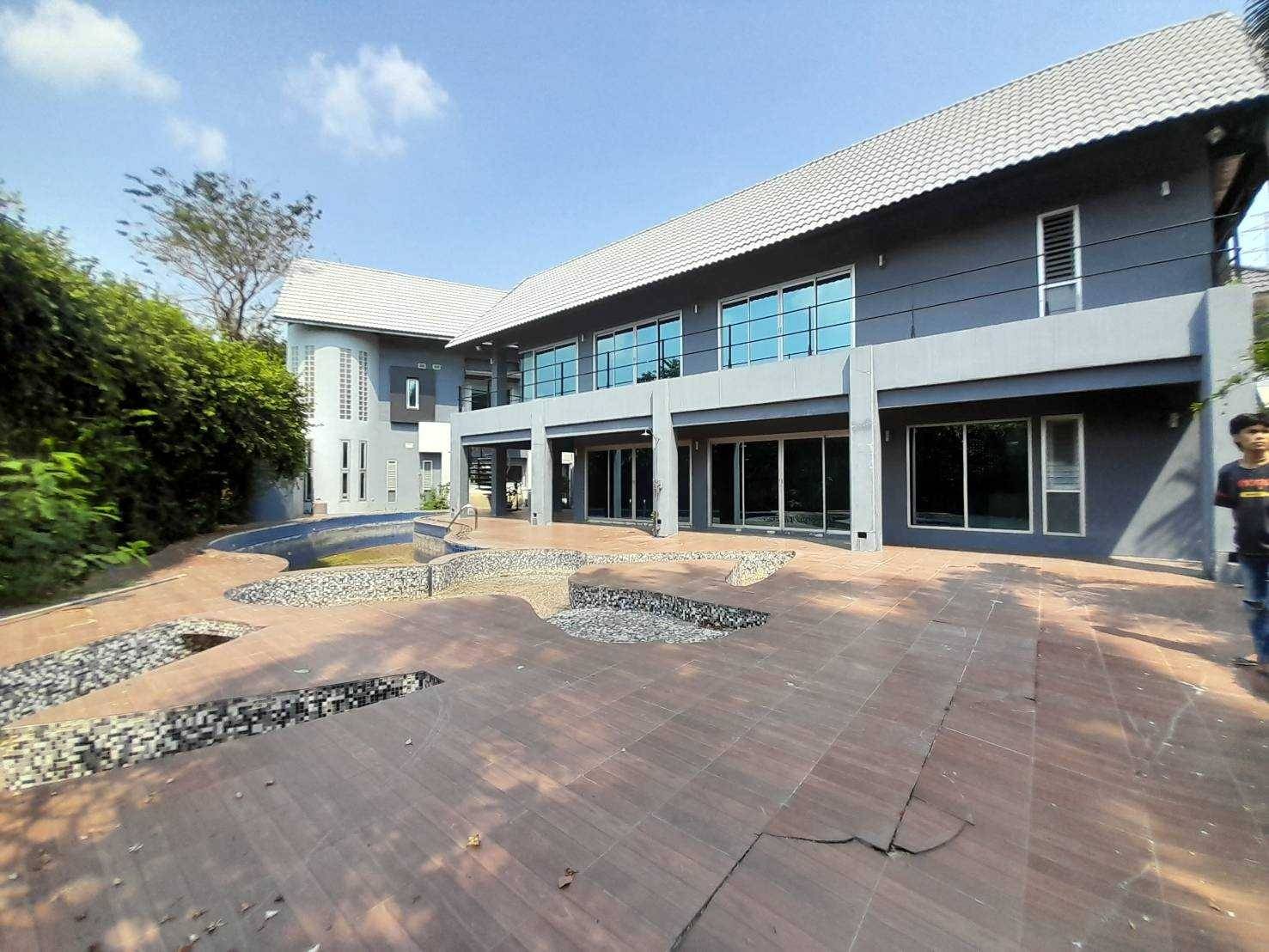 ให้เช่าบ้านเดี่ยวพัฒนาการ57 พื้นที่ 319 ตรว. พร้อมสระว่ายน้ำและฟิสเนสส่วนตัว (N.934)