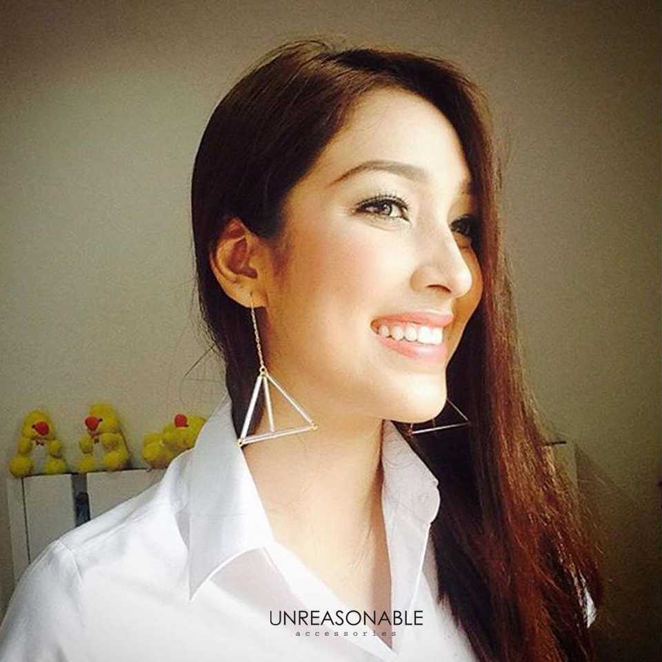 ต่างหูพีรามิด สีเงิน ต่างหูก้านเงินแท้ น้ำหนักเบา สวยใส่สบาย UA0010-01 Unreasonable Accessories