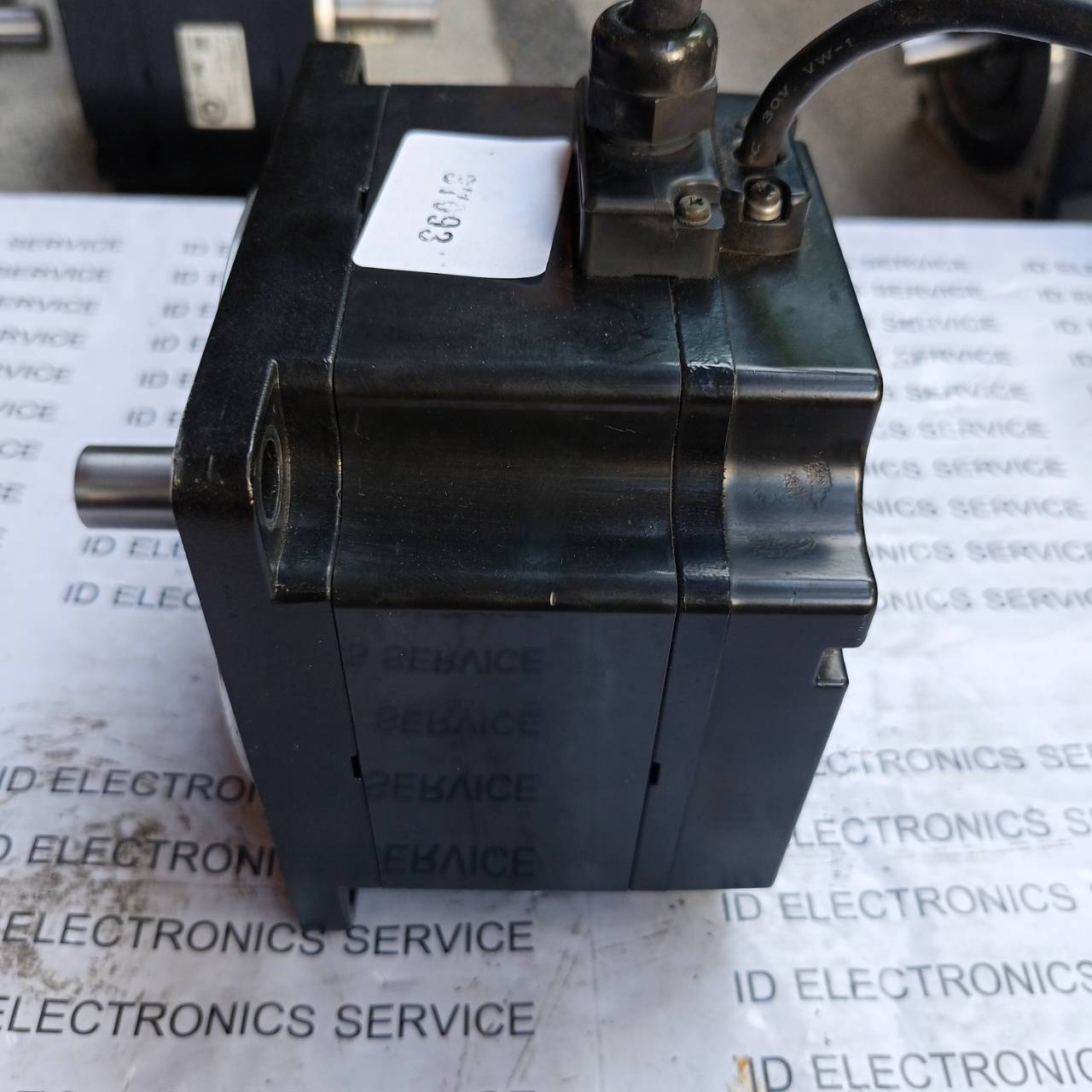 จำหน่าย ซ่อม SERVO MOTOR OMRON R88M-WP75030T