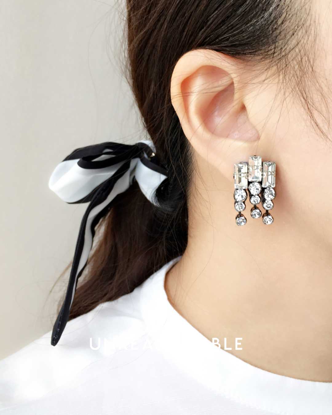 ต่างหู Crystal ต่างหูคลิป ต่างหูก้านเงินแท้ น้ำหนักเบา สวยใส่สบาย UA0739-01 Unreasonable Accessories