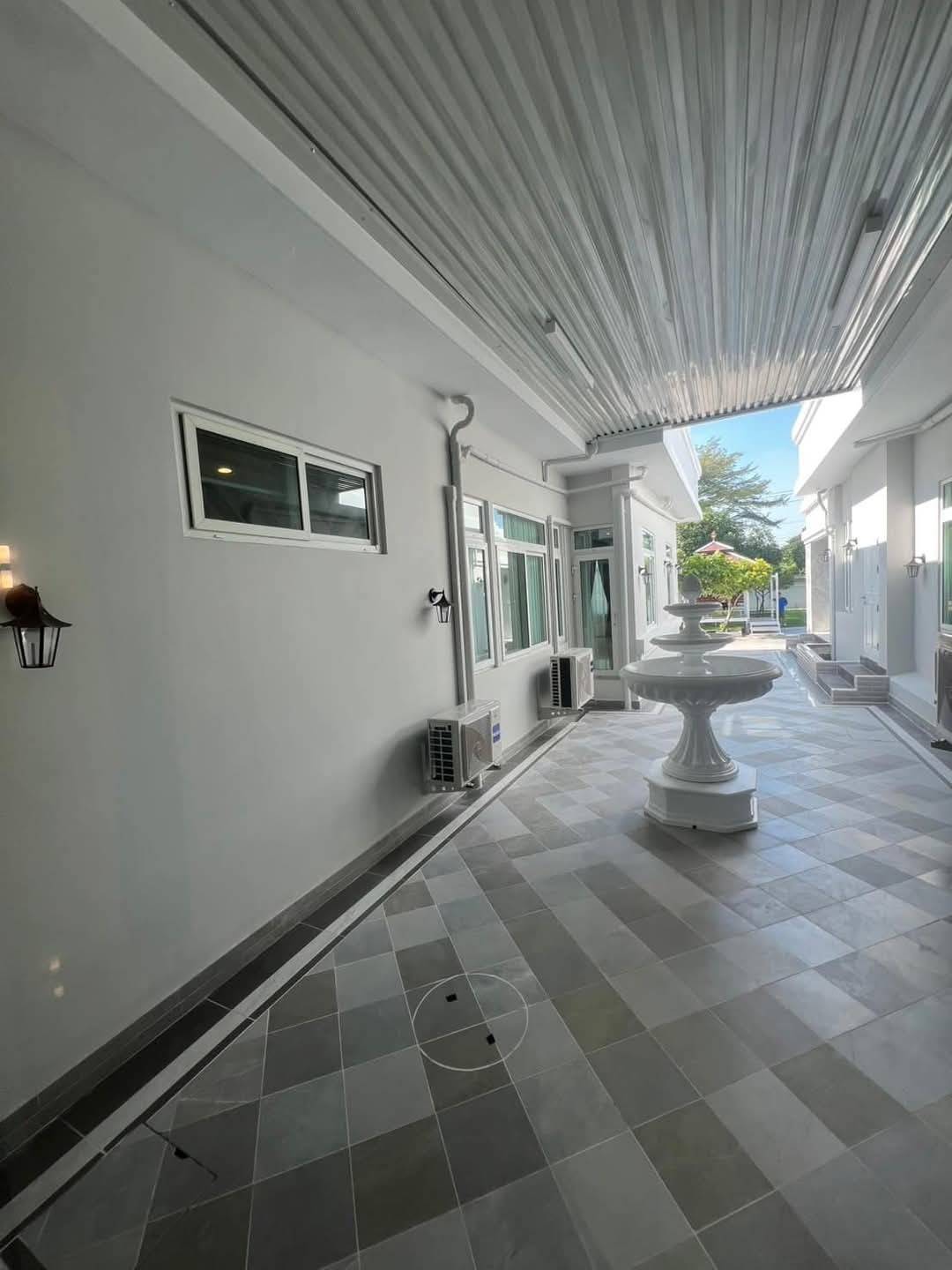 ให้เช่าบ้านชั้นเดียว หลังใหญ่ ใกล้เซ็นทรัลบางนาสวยครบพร้อมอยู่ (N.1558)