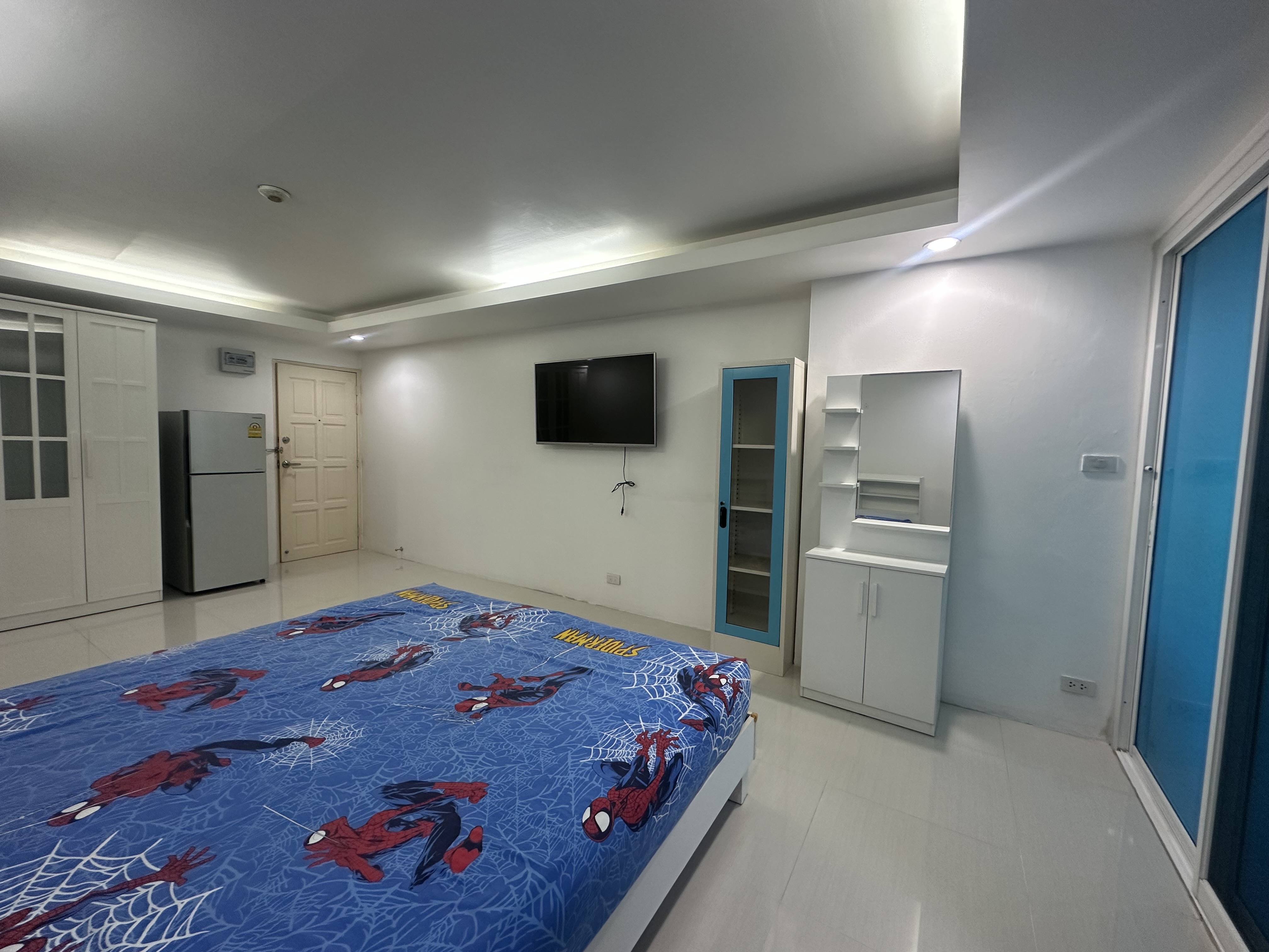 ขายคอนโด Royal Tower 3 (รอแยล ทาวเวอร์ 3) ซอย อินทามระ 25 ห้อง Studio ขนาด 30.88 ตร.ม. ชั้น 11 ระเบียงหัน ฝั่งตะวันออก วิว ถนนวิภาวดีรังสิต