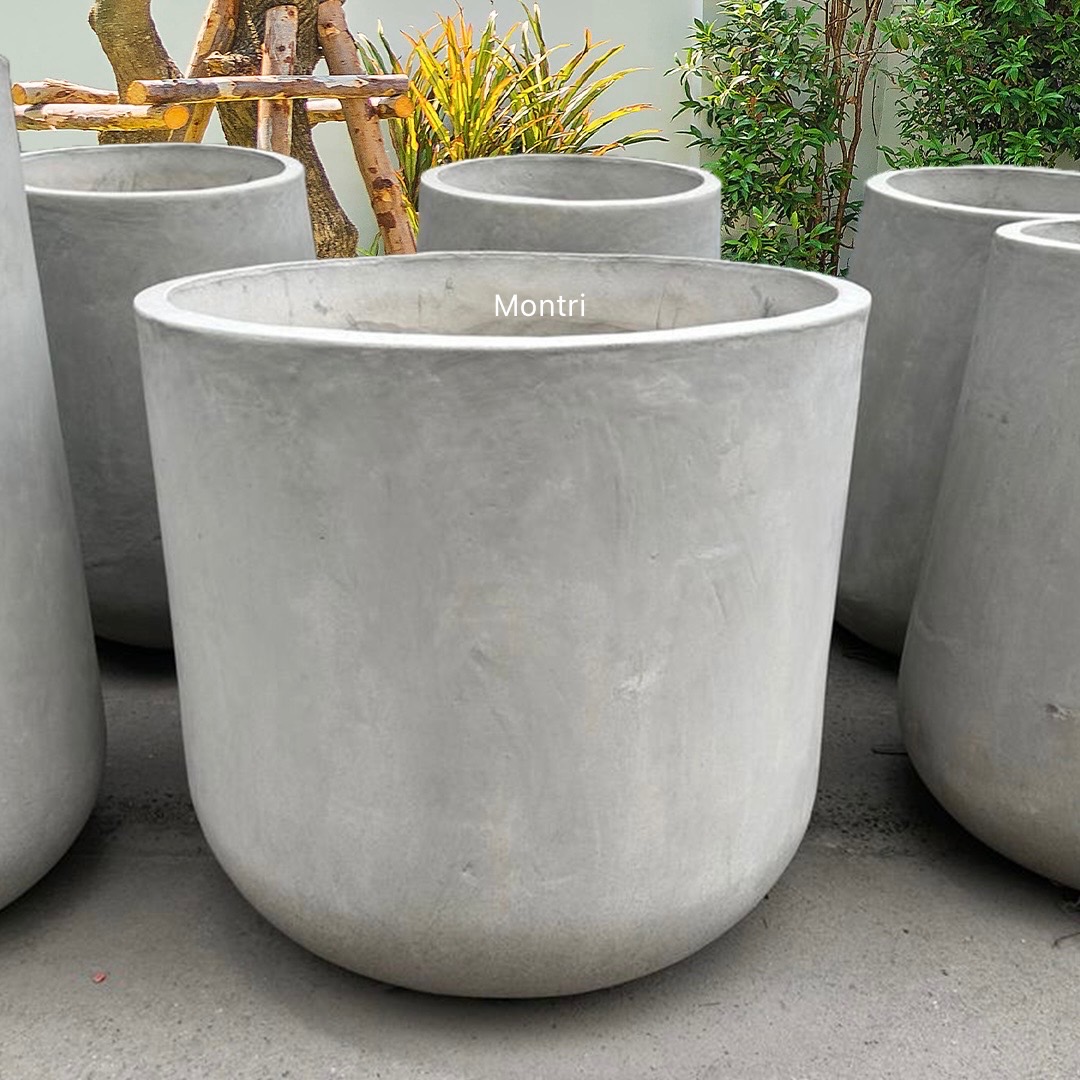 กระถางปูนใบใหญ่ จำนวน 1 ใบ ขนาด 80*80 cm. มีความแข็งแรงทนทาน ไม่แตกหักง่าย เหมาะสำหรับการปลูกต้นไม้กลางแจ้ง พื้นที่ใกล้เคียงจัดส่งภายใน 7 -14 วัน