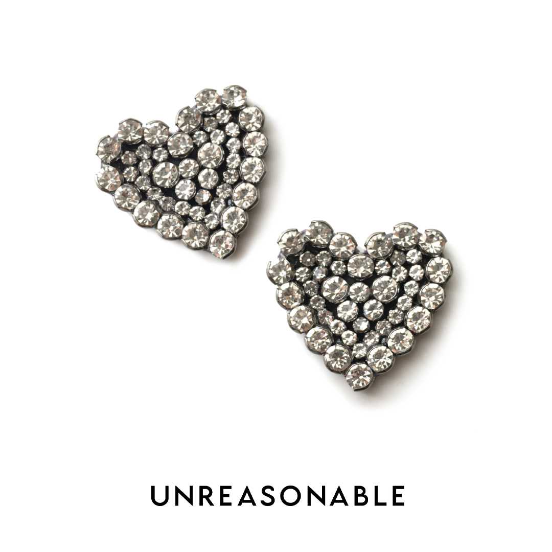 ต่างหูหัวใจ Crystal ต่างหูคลิป ต่างหูก้านเงินแท้ น้ำหนักเบา สวยใส่สบาย UA0712-01 Unreasonable Accessories