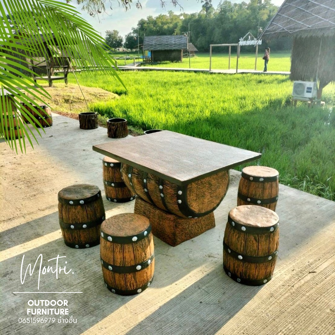 ชุดโต๊ะนามปูนลายไม้ ชุดโต๊ะถัง โต๊ะสนามปูนปั้น 6 ที่นั่ง สีไม้โอ๊ค