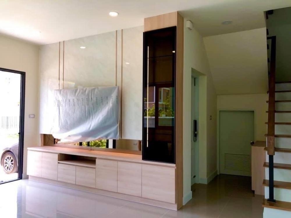 ขายด่วนบ้านแฝดที่ได้อารมณ์ แบบบ้านเดี่ยว มบ. Centro อ่อนนุช-สุวรรณภูมิ (N.1192)