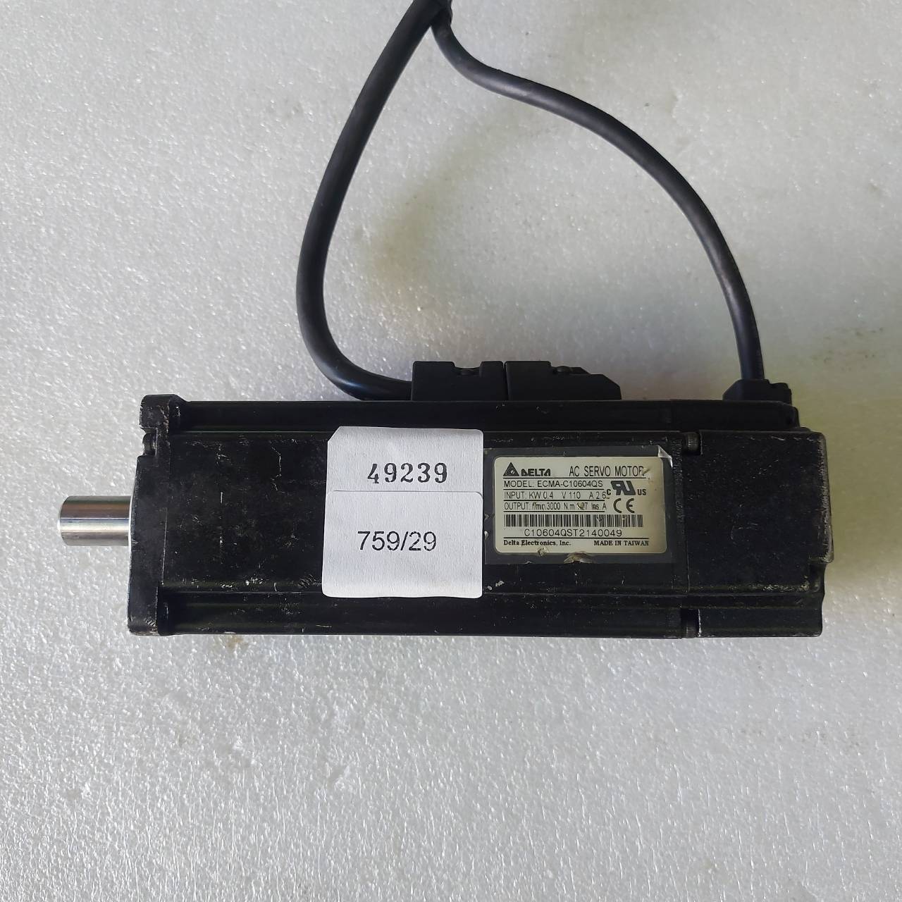 SERVO MOTOR " DELTA " MODEL : ECMA-C10604QS