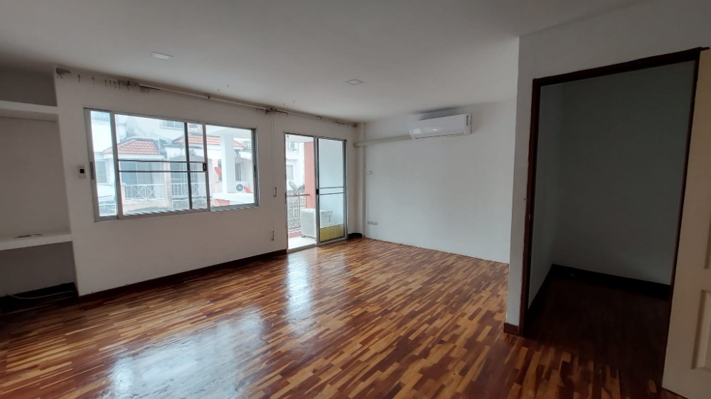 ขายทาวน์โฮม 3 ชั้น ซ.พัฒนาการ38 หมู่บ้านซิตี้พาร์ค (N.152)