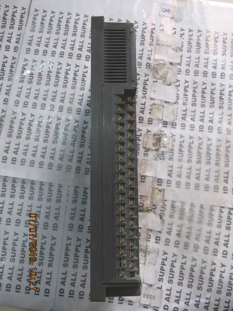 PLC " MITSUBISHI " MODEL : A0J2-E32D