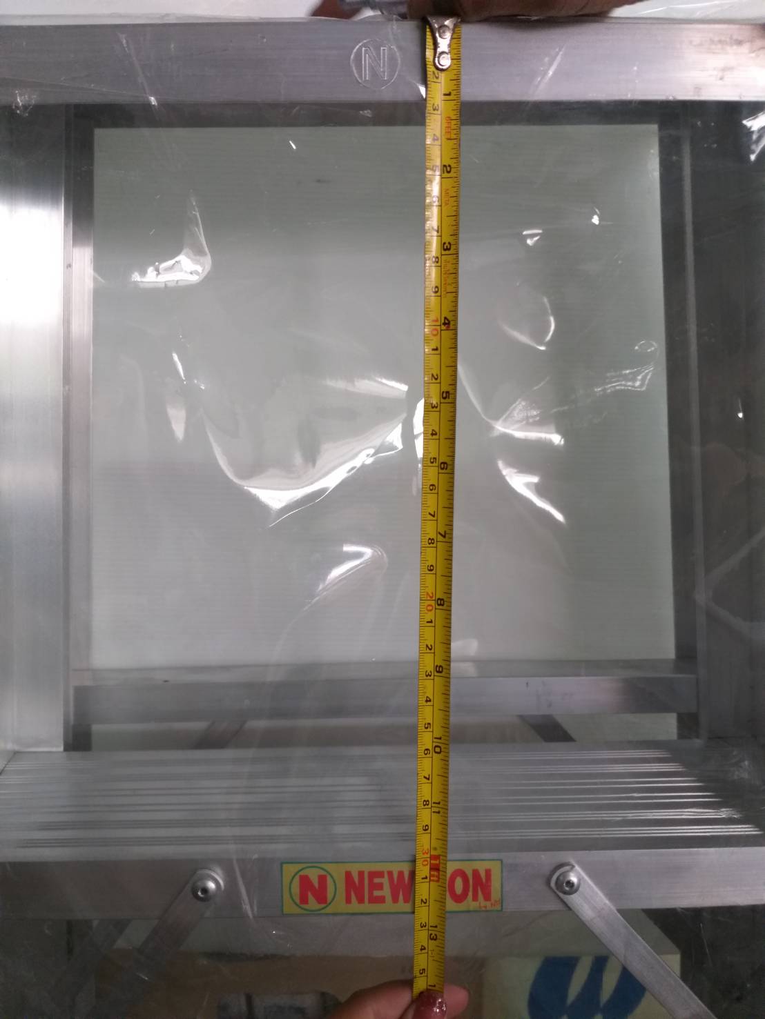 บันไดอลูมิเนียม ทรงA ขึ้นลงทางเดียว 7 ขั้น ยี่ห้อ NEWCON