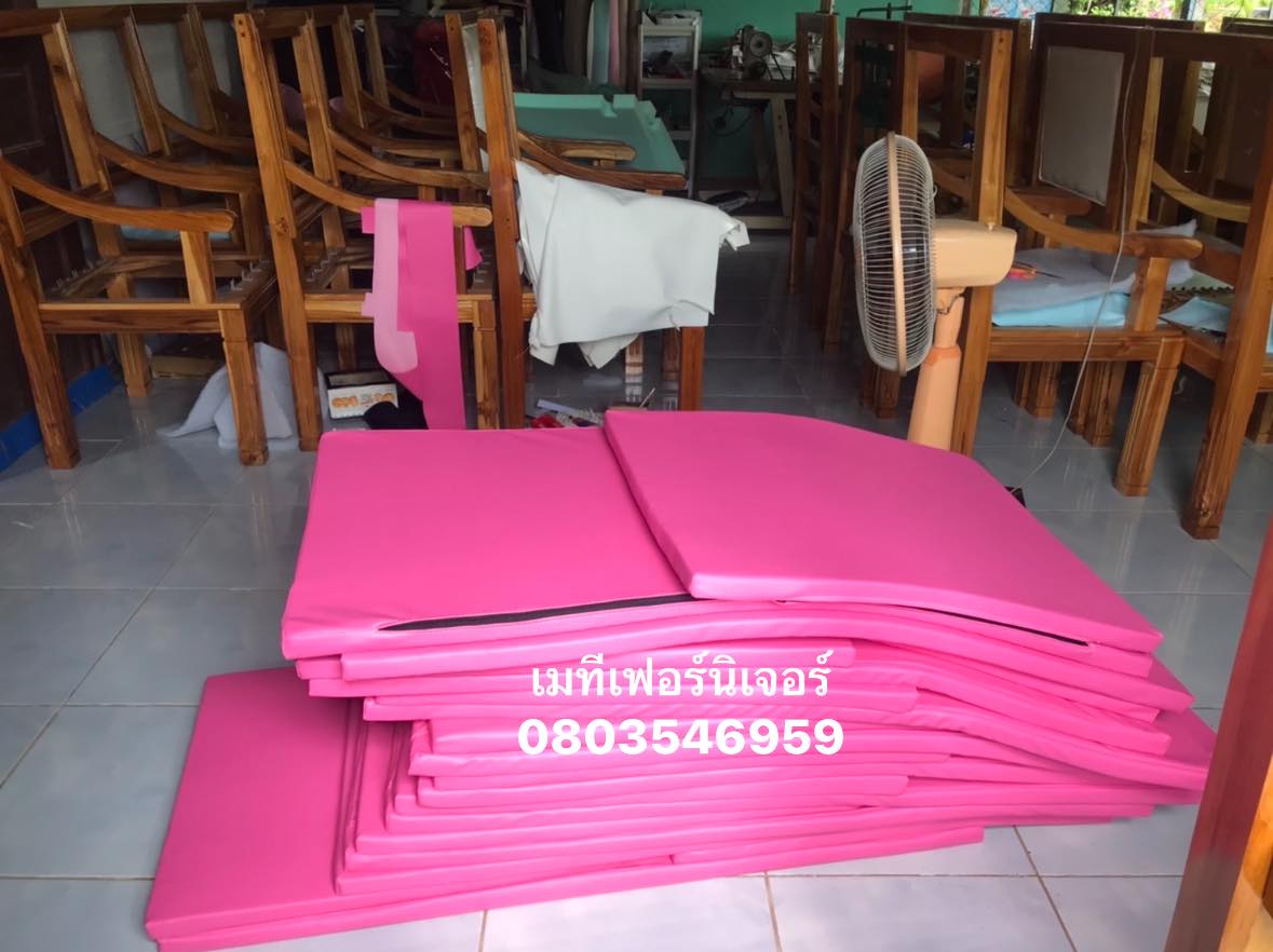 รับสั่งทำ เบาะเตียงชายหาด เบาะเตียงสระน้ำ มีหลายแบบหลายขนาดหลายราคา ใช้หนังคุณภาพดี เลือกสีได้ทำตามขนาดลูกค้า