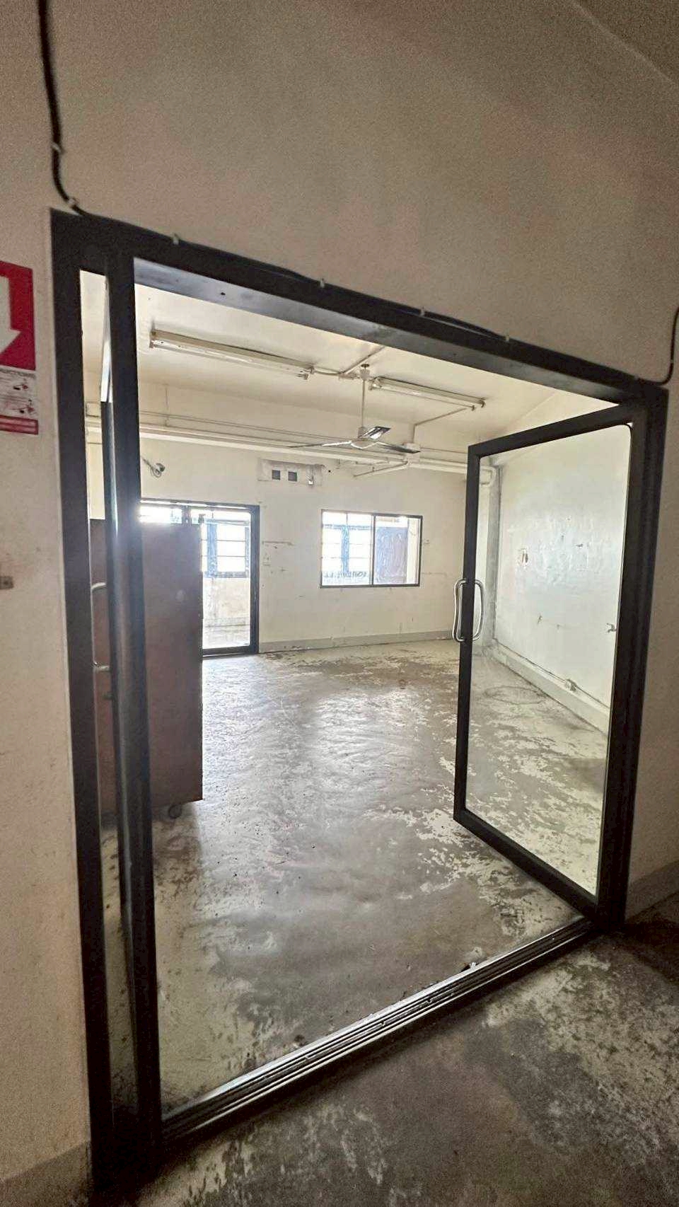 ให้เช่าอาคารพาณิชย์อุดมสุข 4 ชั้น 3คูหา ใกล้BTSบางจาก (N.1863)