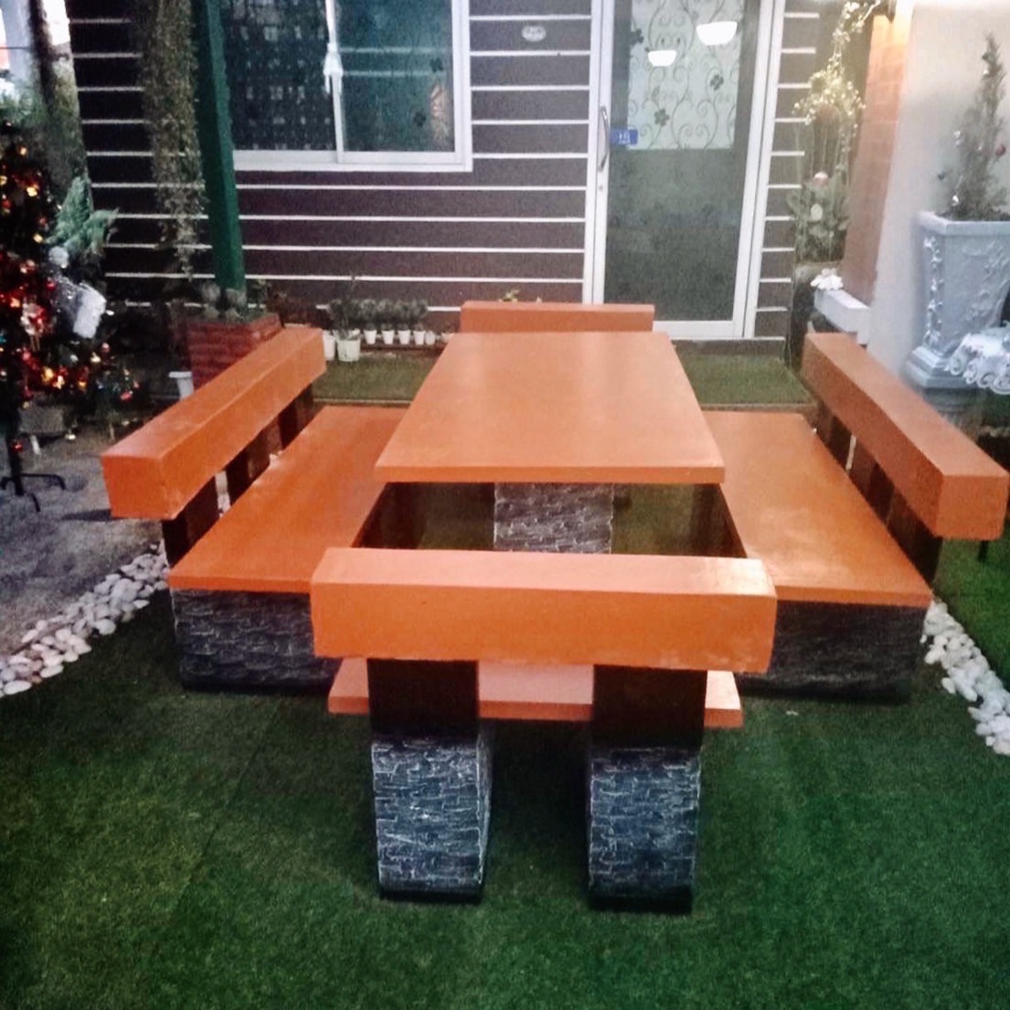 โต๊ะโมเดิร์นพนักพิง โต๊ะสนามปูนปั้น โตีะสนามโมเดิร์น ขนาด 150*80 cm. รุ่น SK25